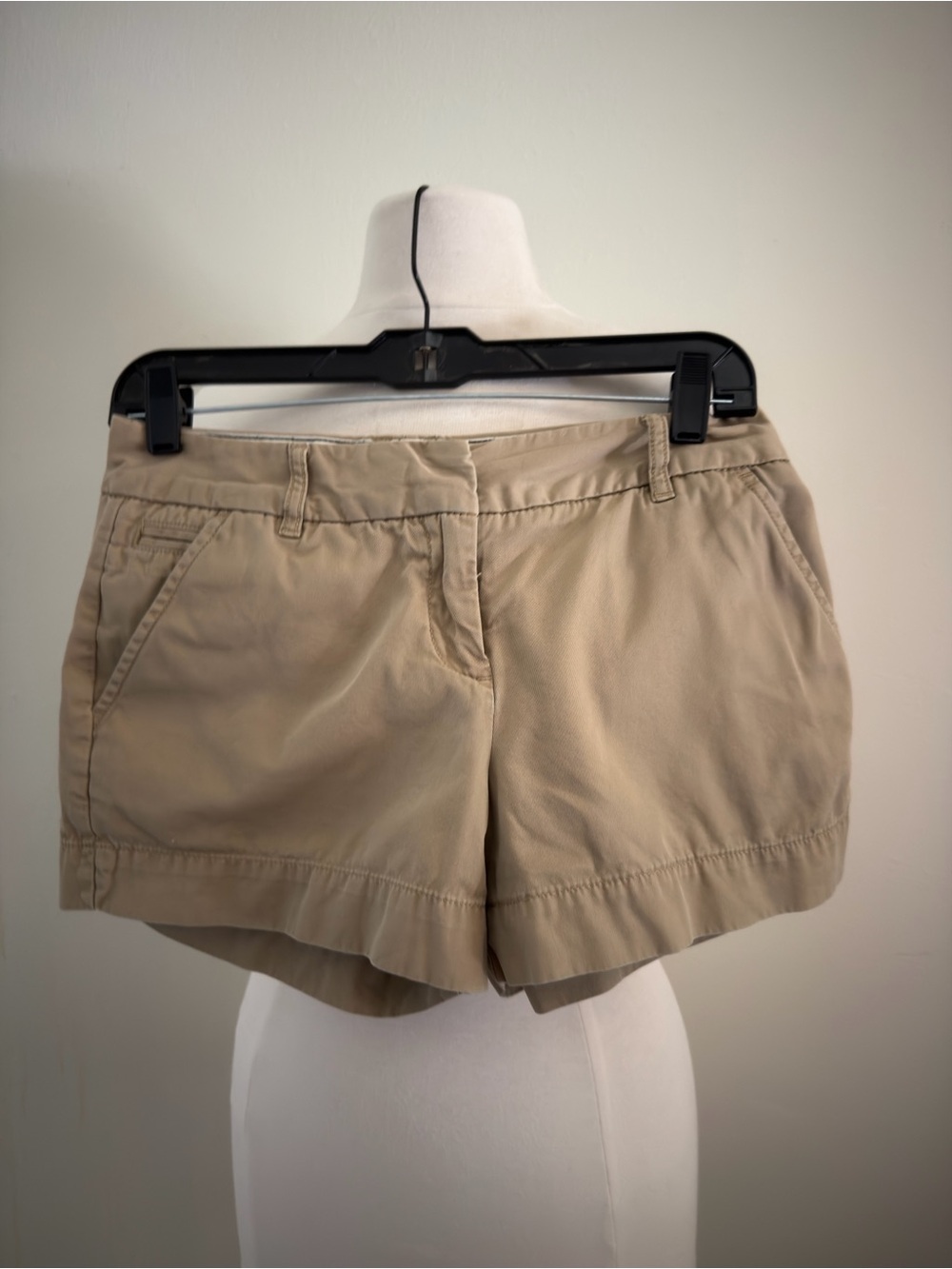 Lands’ End Canvas 1963 Cargo Shorts Size 4 Khaki 100% Cotton